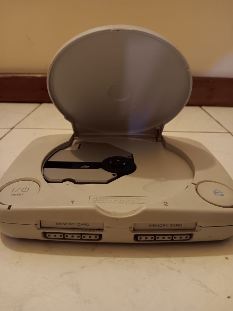 Playstation One - usada