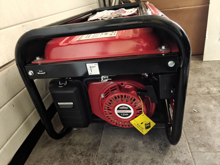 Agregat 6,7 KW STADTBURG 928is avr, nowy

Agregat nigdy n