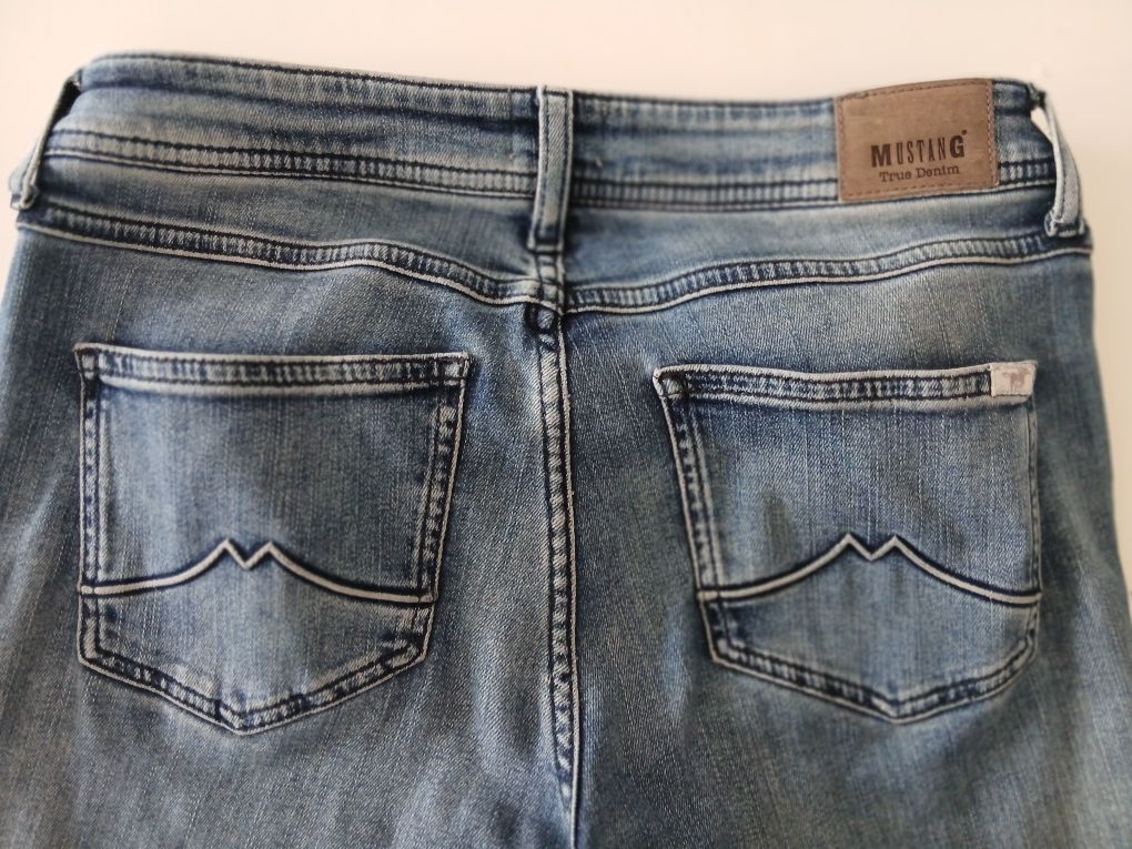 Mustang 36 38 spodnie jeansowe jeansy 28 30 granatowe niebieskie