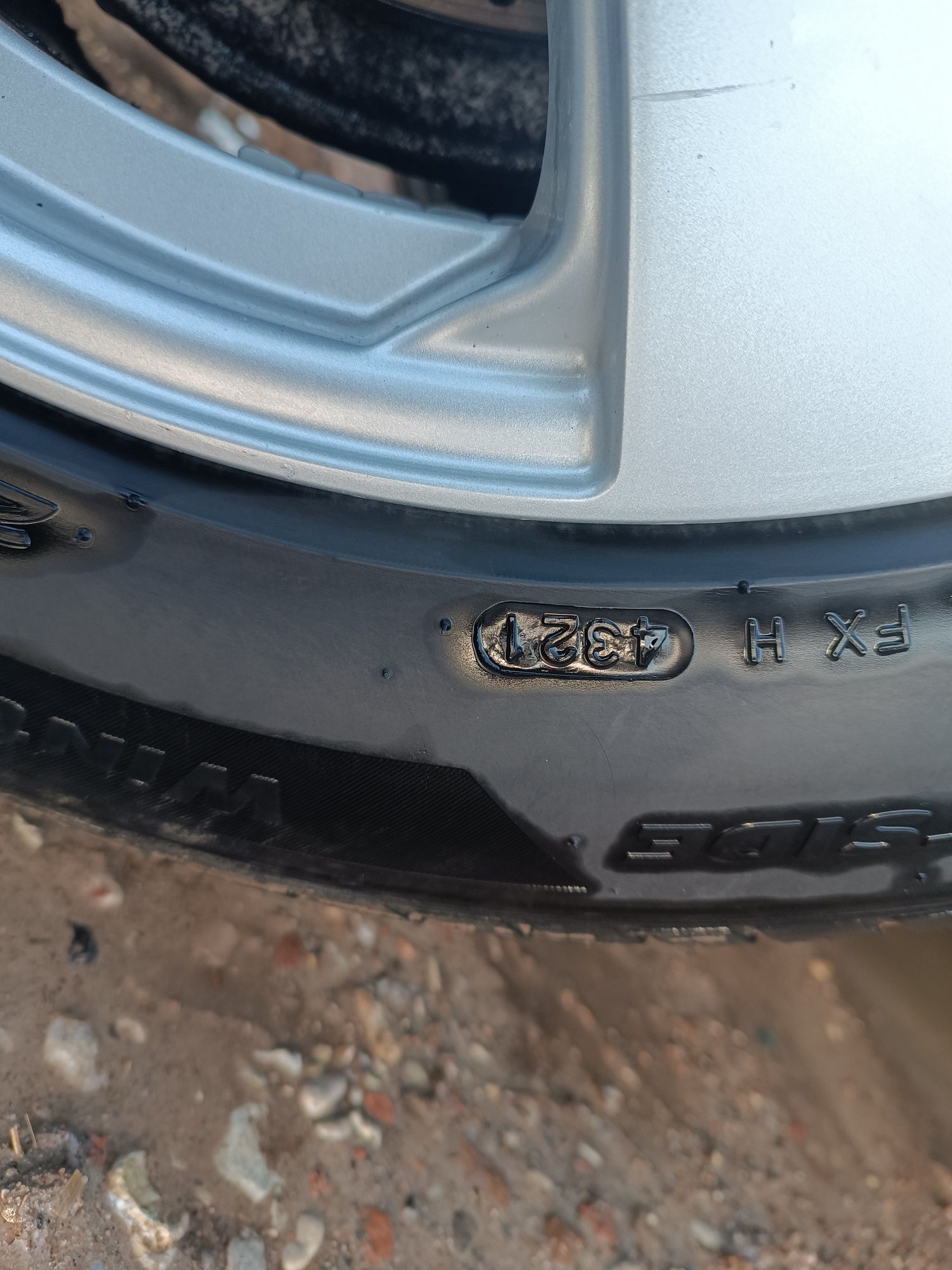 Alufelgi 17 + opony   VW