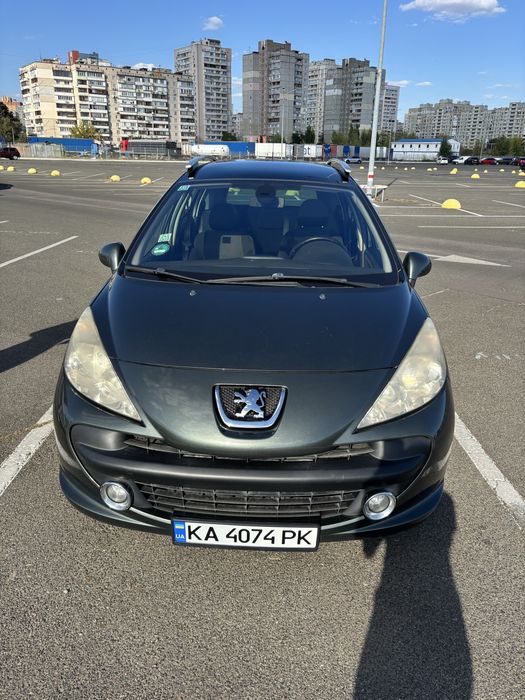 Срочно! Peugeot 207 sw 2008р.