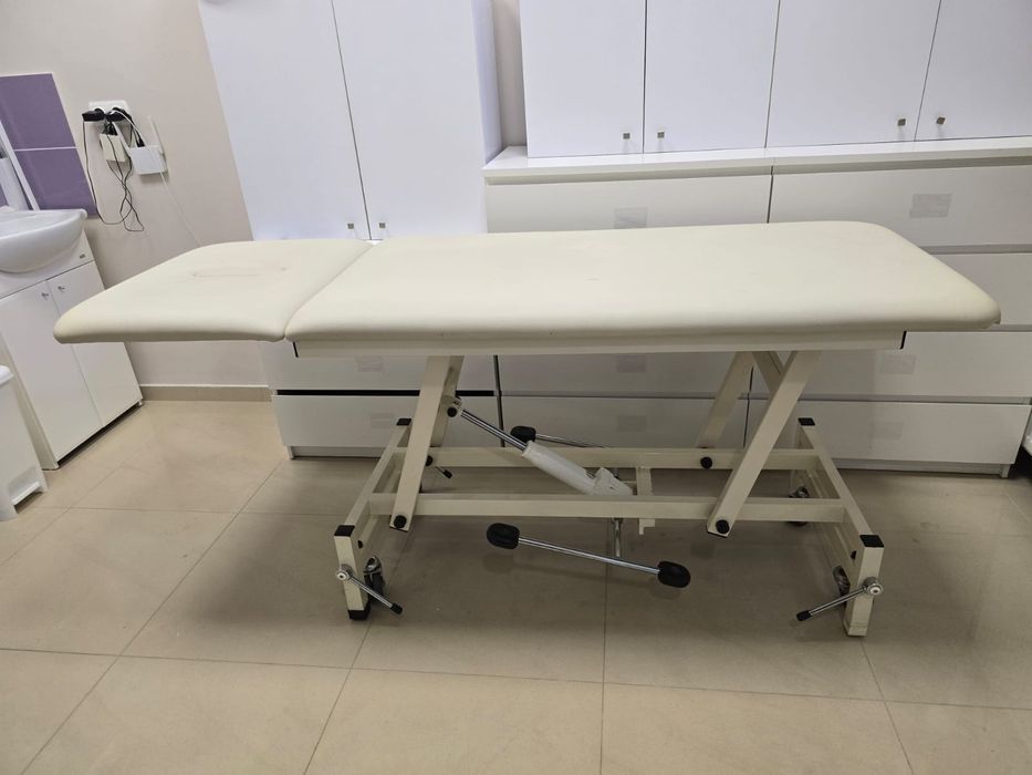 Łóżko medyczne, do masażu, zabiegów