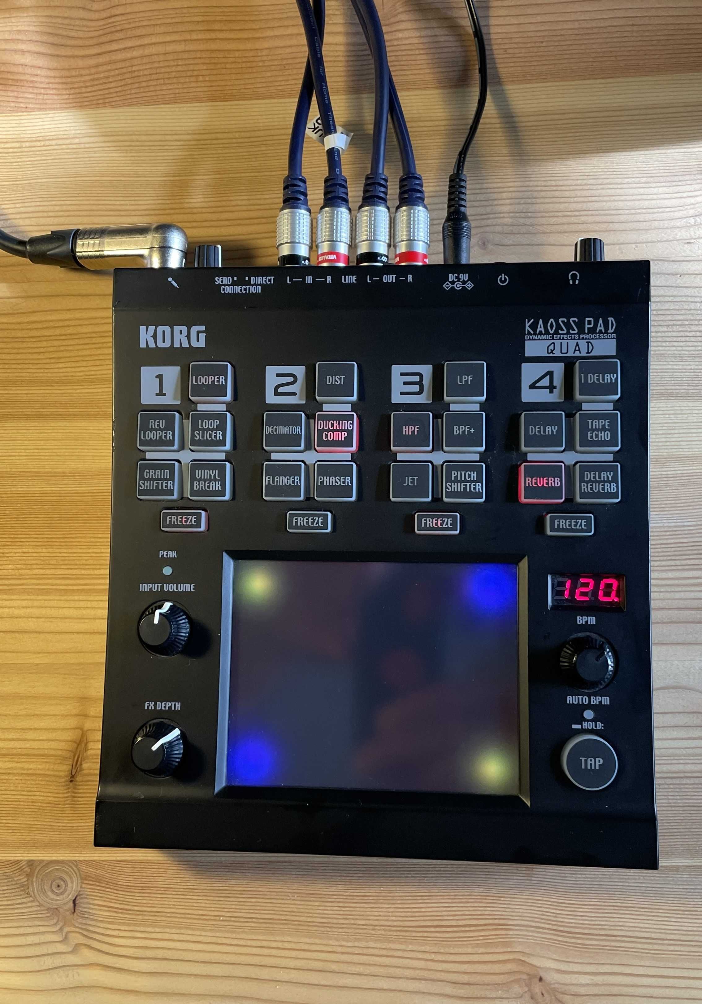 Korg Kaoss Pad Quad - dynamiczny procesor efektów.