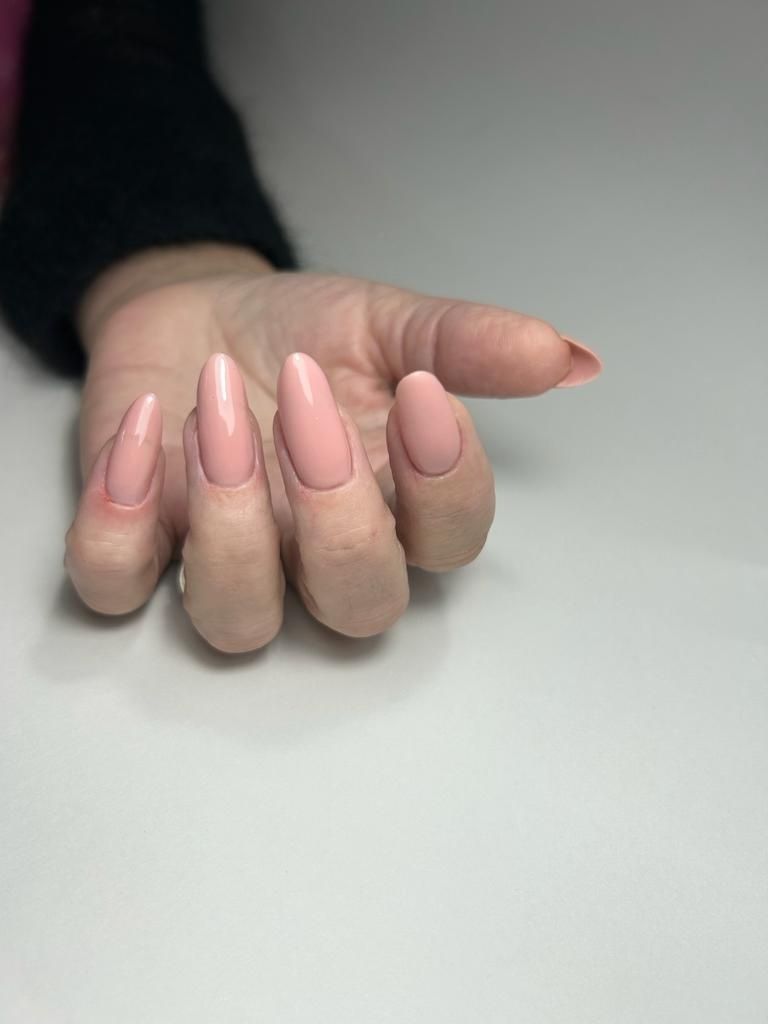 Wolne terminy maj Manicure hybrydowy, żele