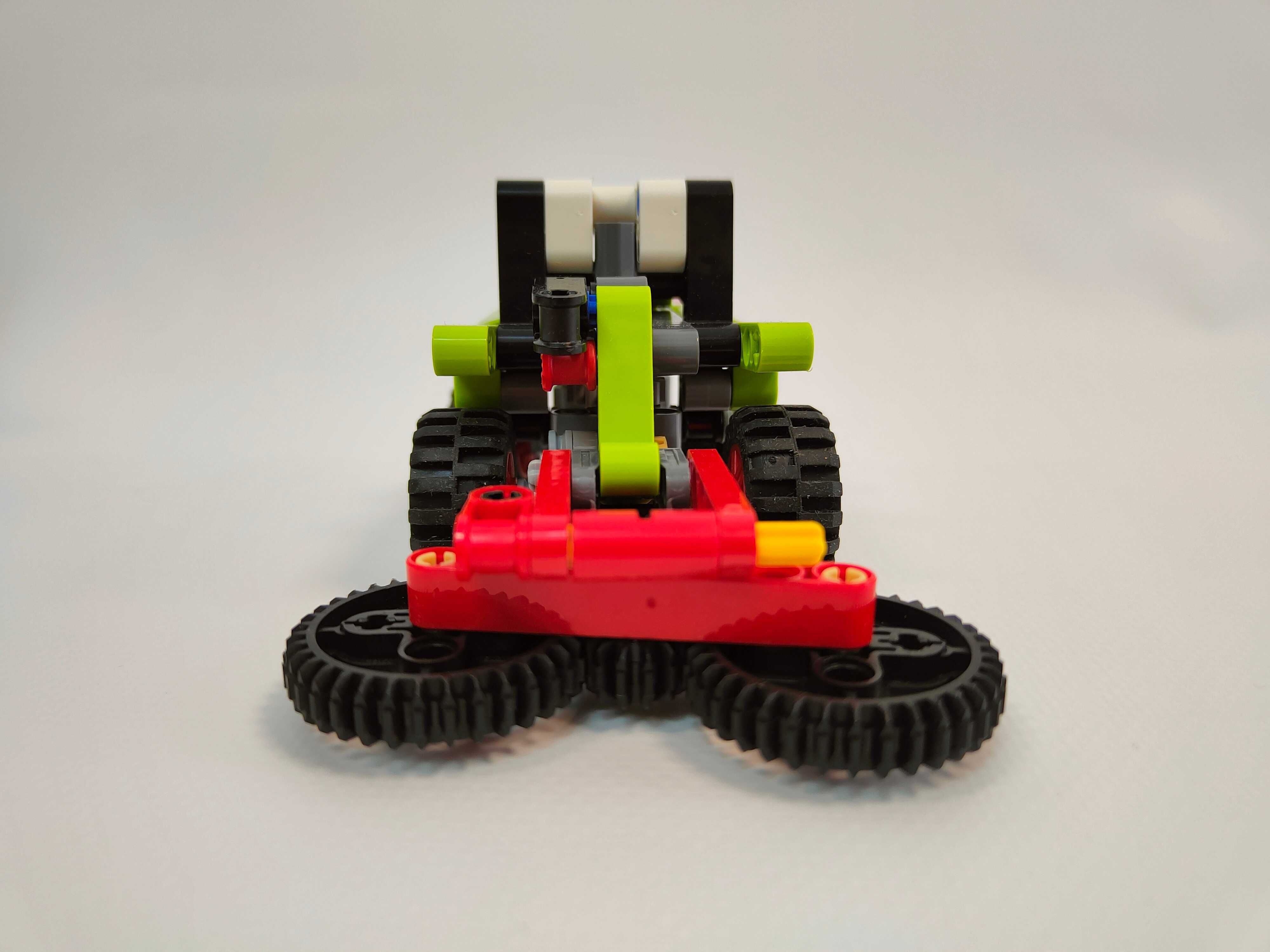 LEGO Technic Mini CLAAS XERION 42102 LLE25 A