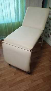 Mesa de massagem branca