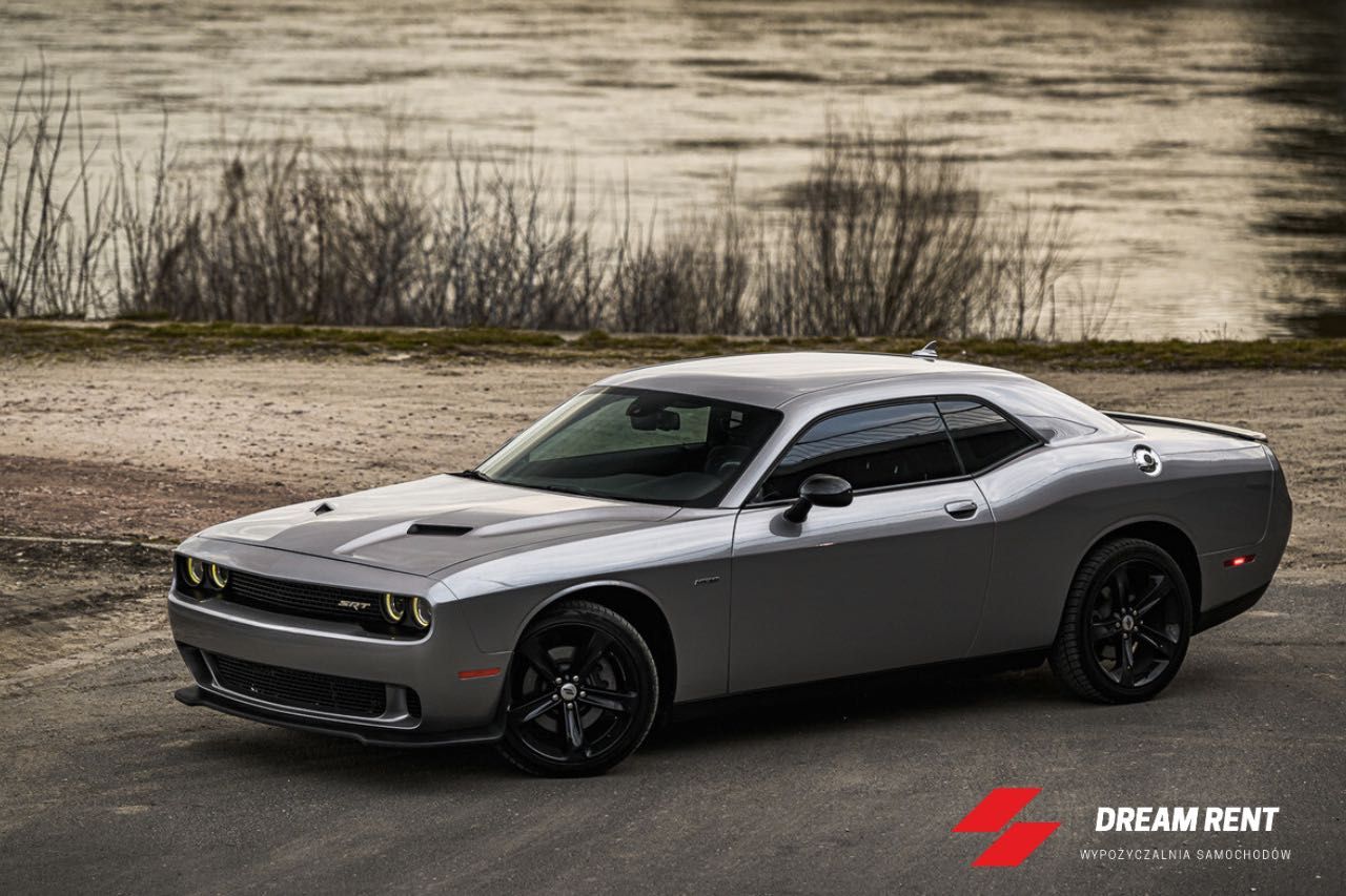 DODGE CHALLENGER 5.7L HEMI SRT Bodypack wynajem wypożyczalnia samochód