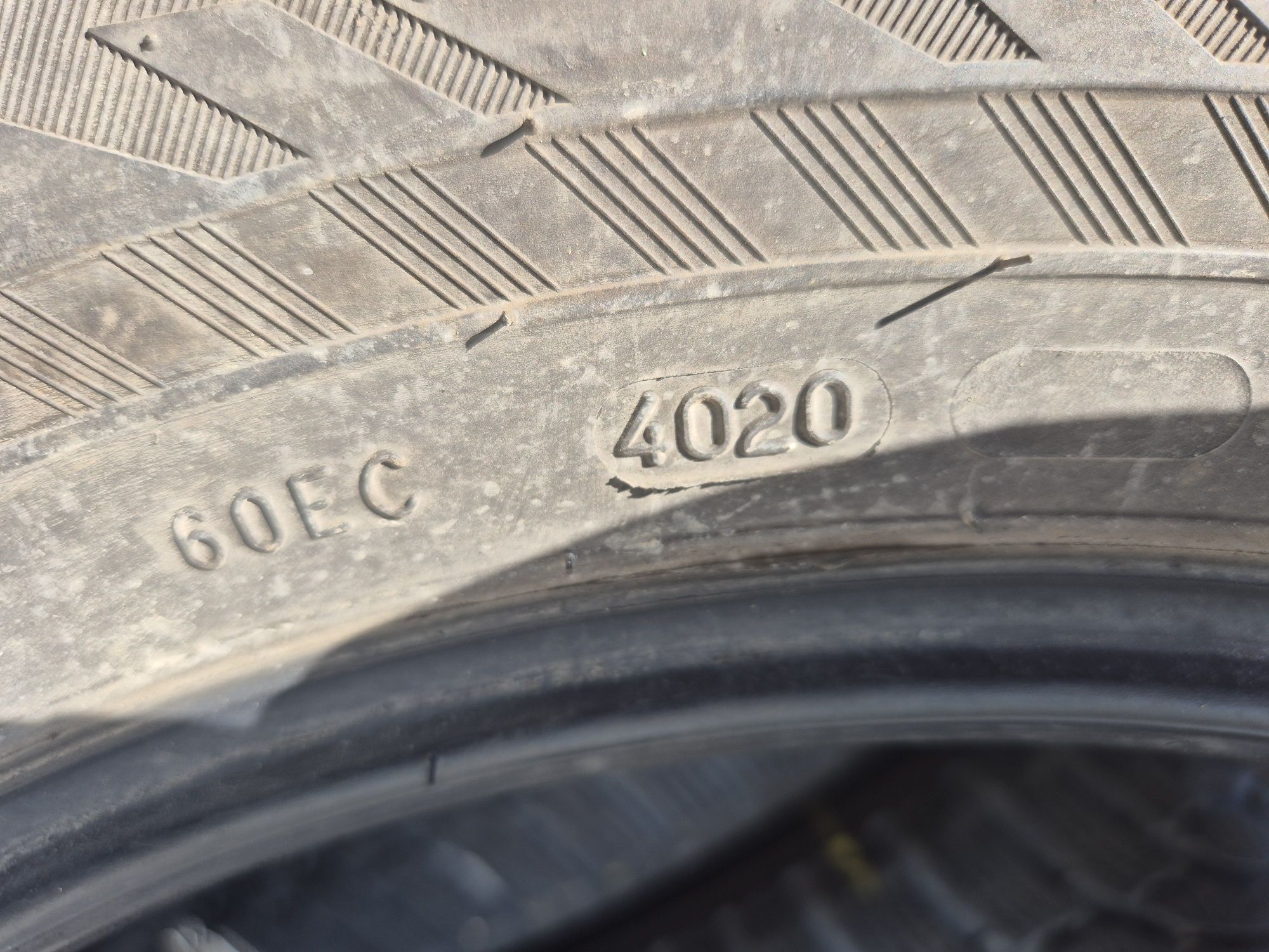 Opony do SUV dostawczy nokign tyre 235/65r17