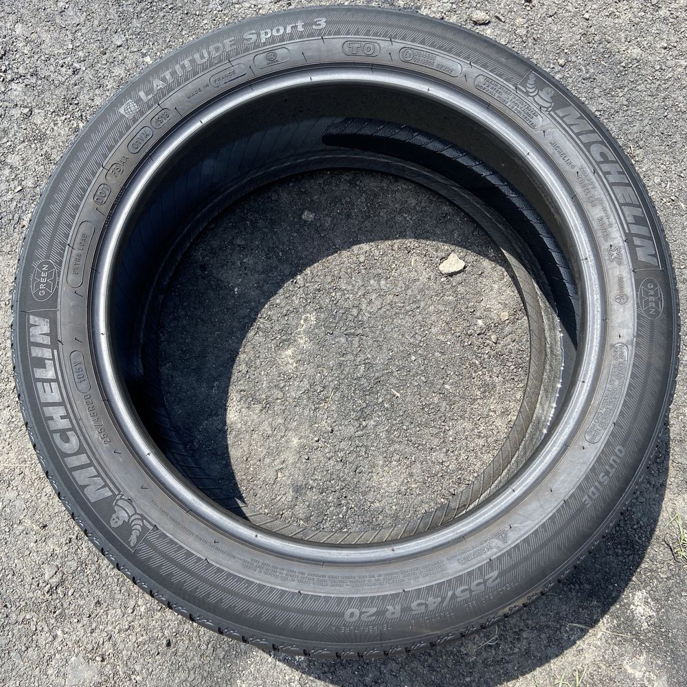 Шини 255/45 r20 Michelin. 2019р.