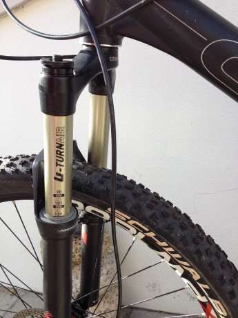 Bicicleta de btt Cube AMS Pro 100 (tamanho 21")