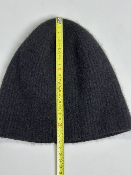 Шапка COS 100% кашемір