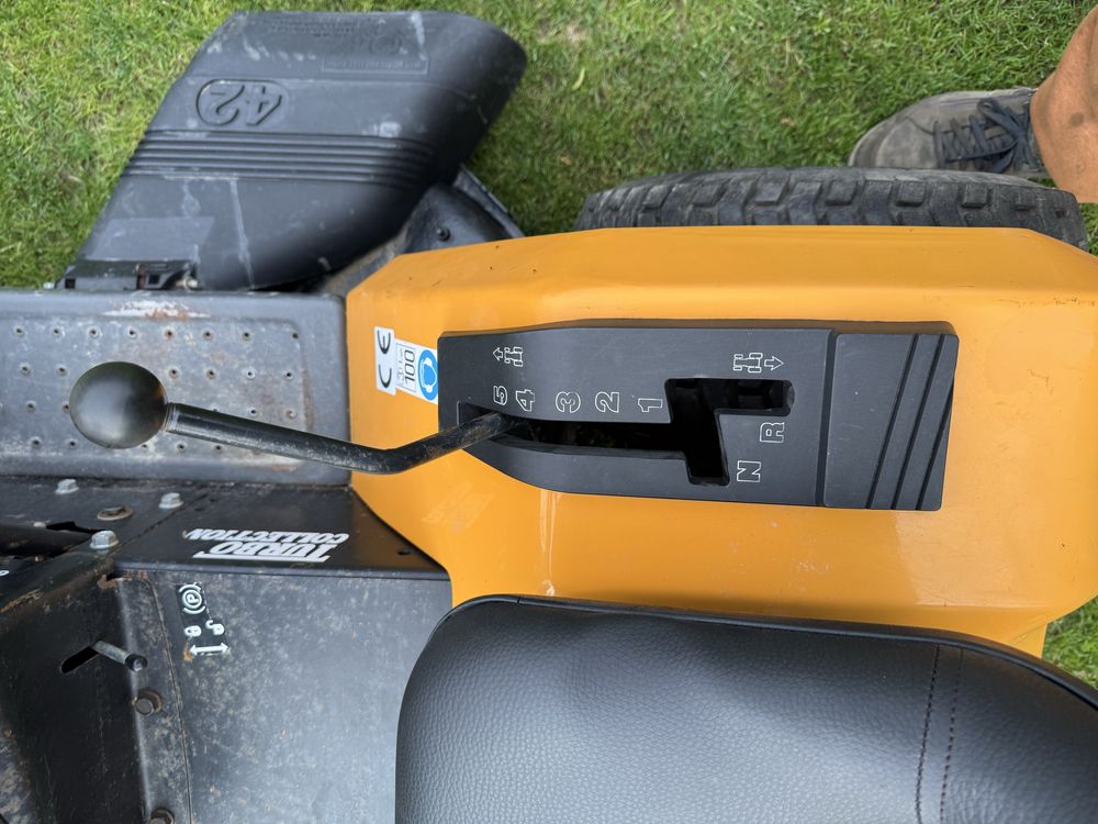 Traktorek Partner 12 105 na licencji husqvarny