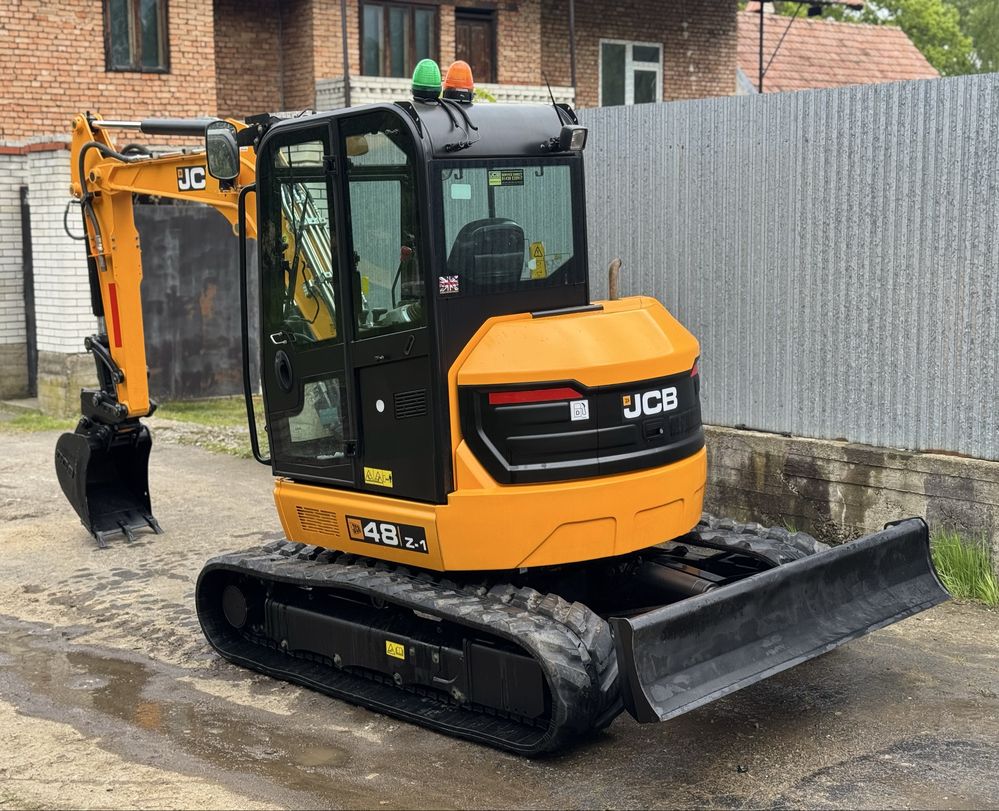 Мініекскаватор jcb48z1