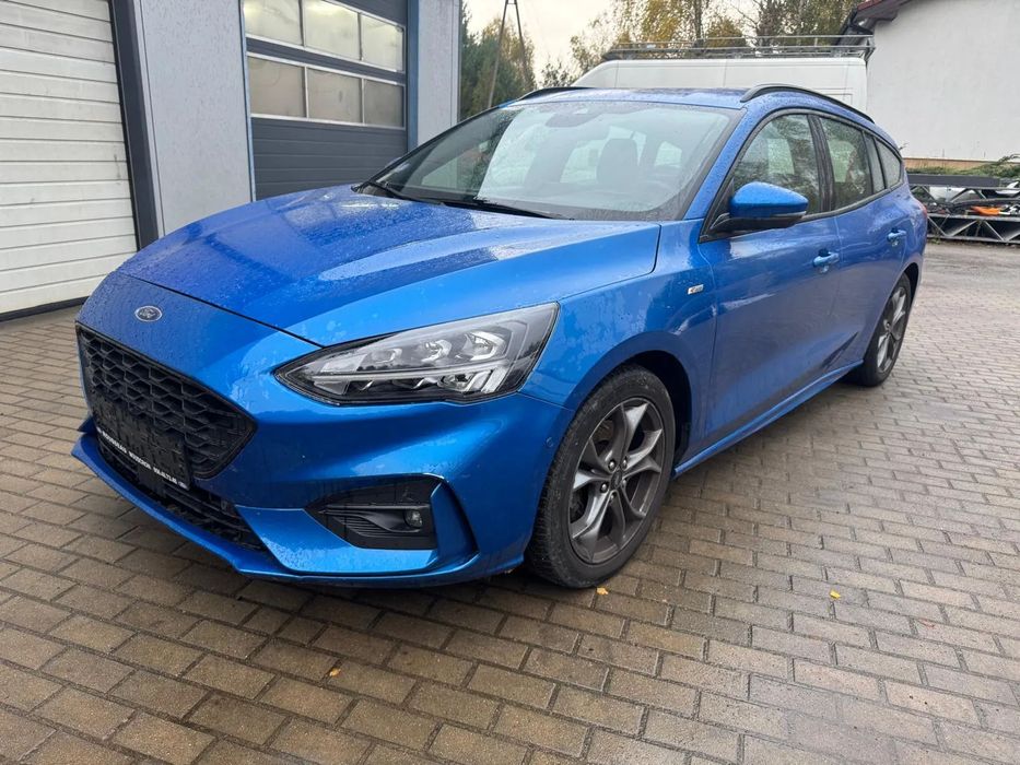 Ford Focus ST line