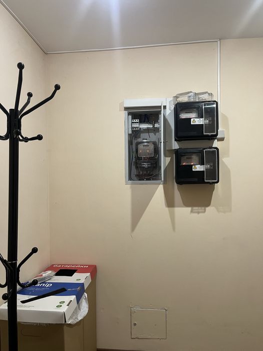 Здам 75м2 фасад, окремий вхід Бориспільська