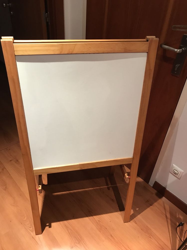 Quadro ardosia e flip chart com tripe madeira