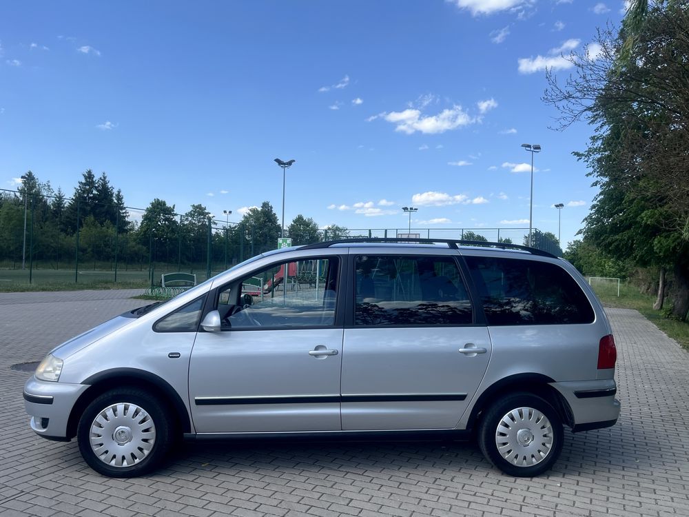 VW Sharan 1.9 Tdi 130 ps 7 osobowy Lift 2005r Nawi