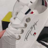 Buty damskie sportowe Tommy 39