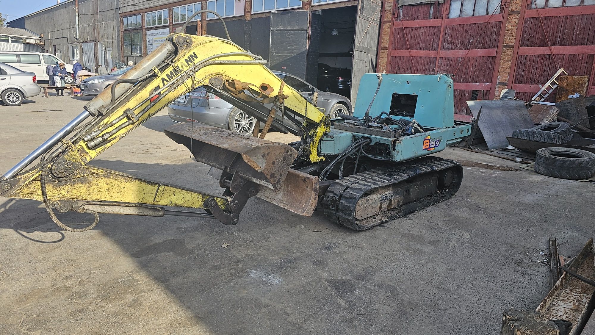 Yanmar B-37  мініекскаватор 3.3тони
