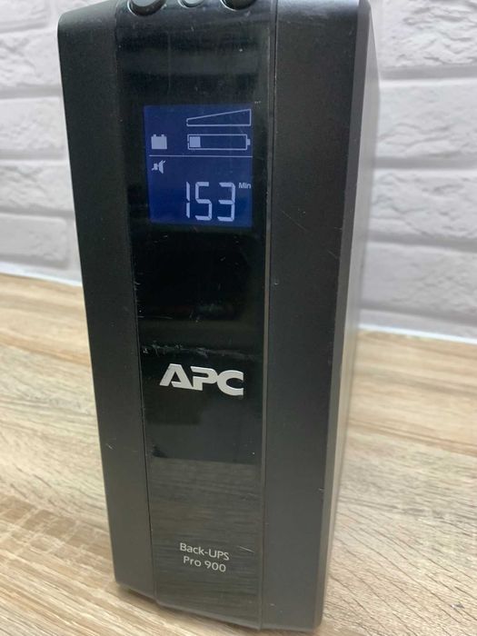 APC Back-UPS Pro 900