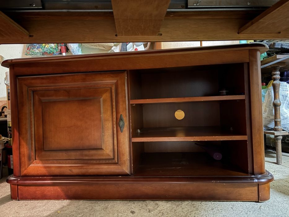 Szafka pod telewizor