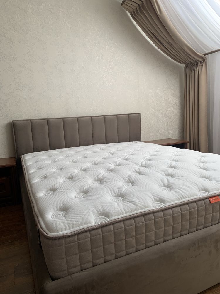Квартира 60кв.м: 2 спальні+простора кухня+Горище,центр Трускавця