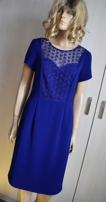 Sukienka S 36 elegancka za kolano midi prosta koronka wizytowa wesele