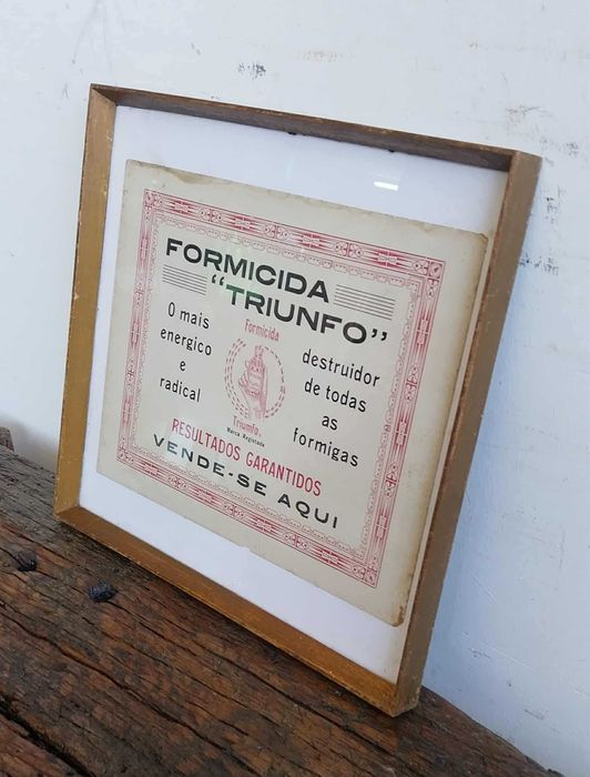 Antigo e RARO Cartaz (32 x 24 cm) Publicitário "FORMICIDA TRIUNFO"