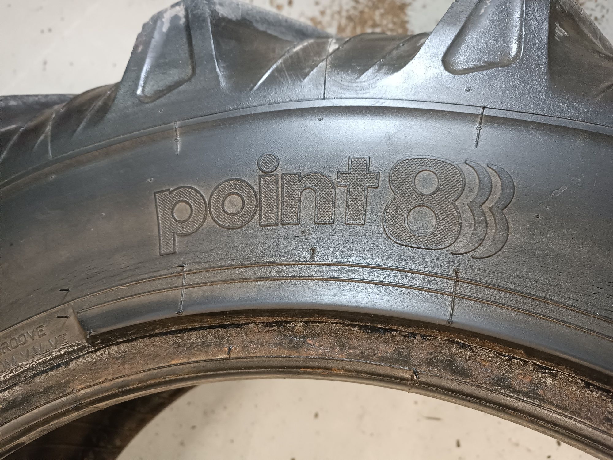 11.2R24 Taurus Point 8 opona rolnicza  11.2-24