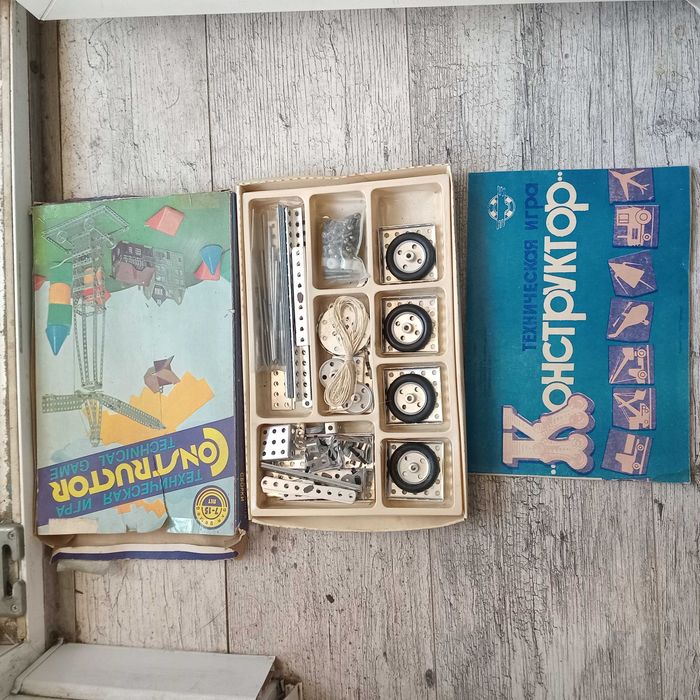 Конструктор СССР експортний варіант.Стан нового!Терміново!