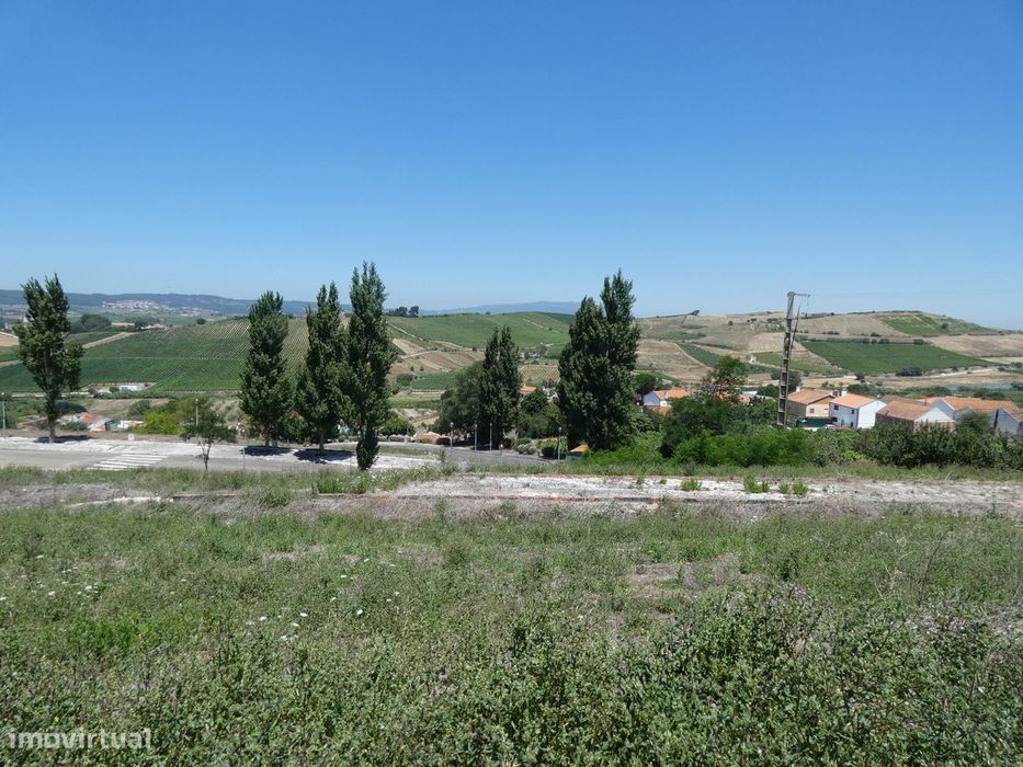 Terreno para Construção com 360 m²