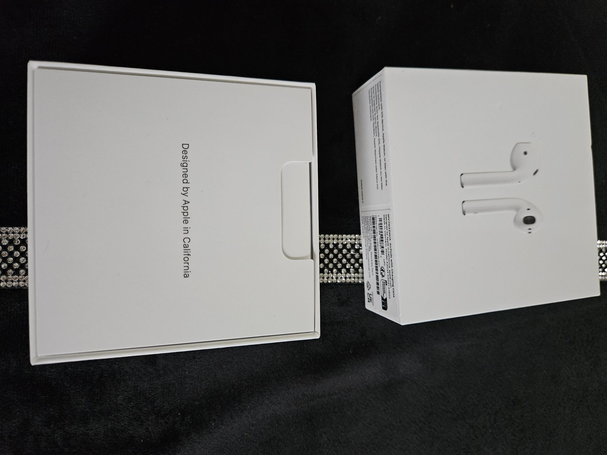 Słuchawki bezprzewodowe Apple AirPads