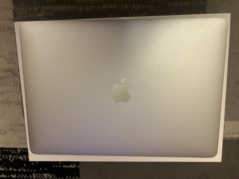 MacBook Pro2017 8/256 GB 390 cykli (A1708)