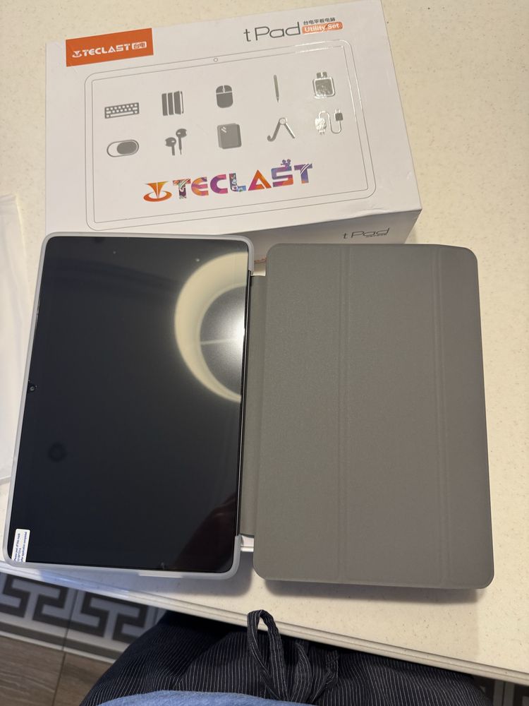 Продам планшет teclast