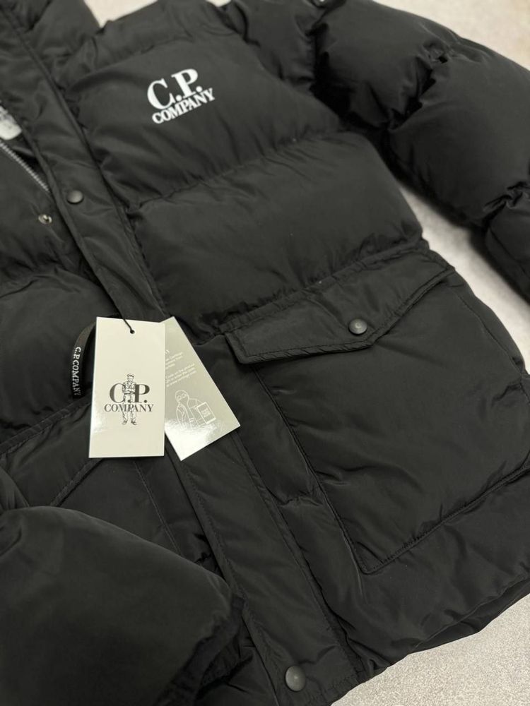 PREMIUM LUXE Мужская зимняя куртка C.P. COMPANY черная розпродаж s-xxl
