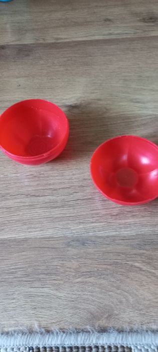 Podkładka i pojemniki na owoce oraz lunch