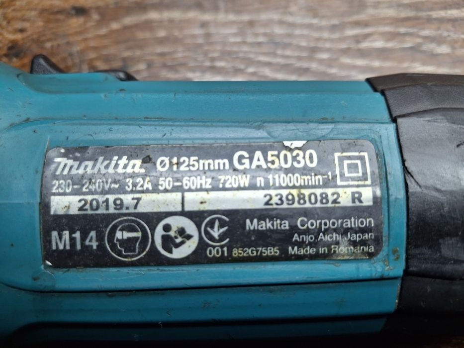 Болгарка Makita ga5030