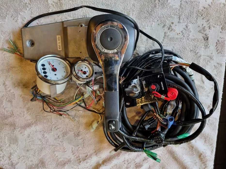 suzuki zaburtowy manetka zegar multizegar instalacja