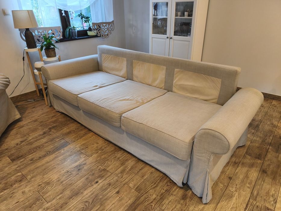 Sofa+ fotel+ podnóżek