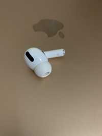 Air pods pro правый