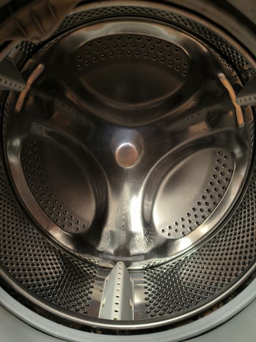 Пральна машина indesit