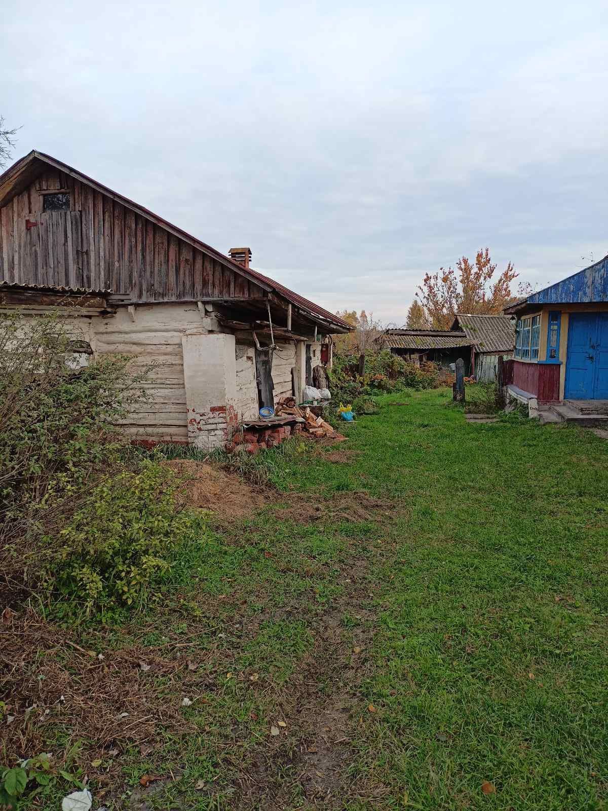 Газифікований будинок в центрі села В.Листвен.