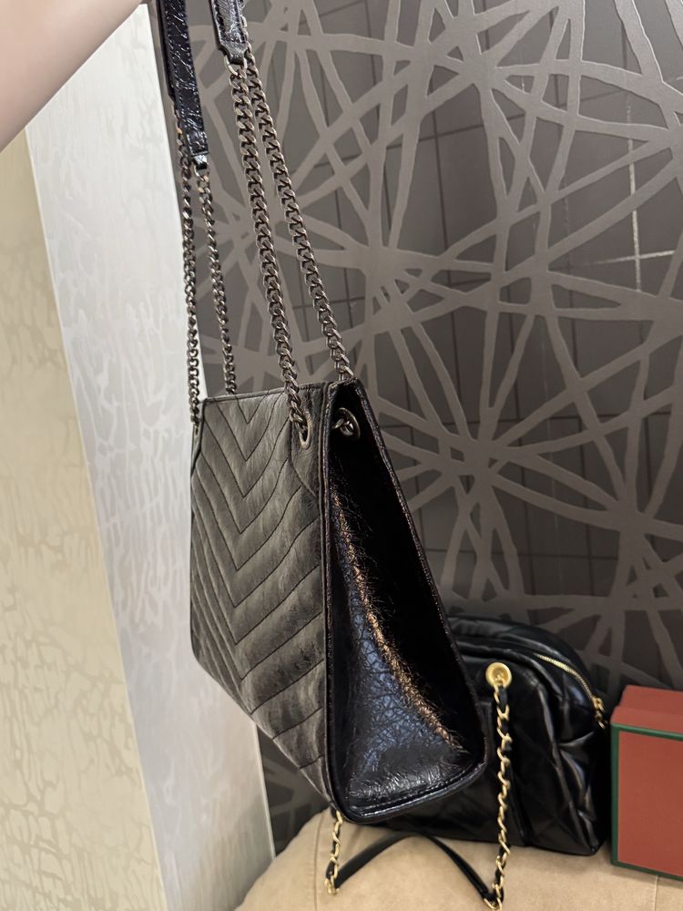 Сумка Yves Saint Laurent Niki Black