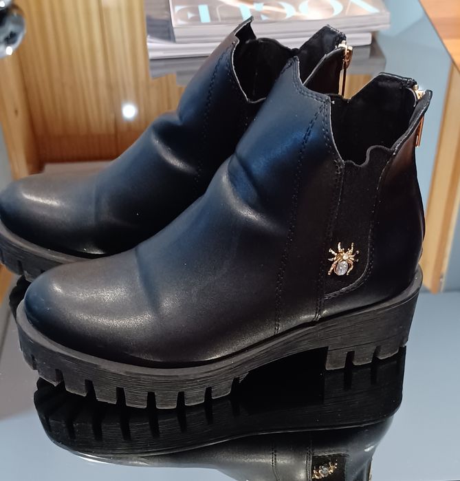 Botins pele pretos