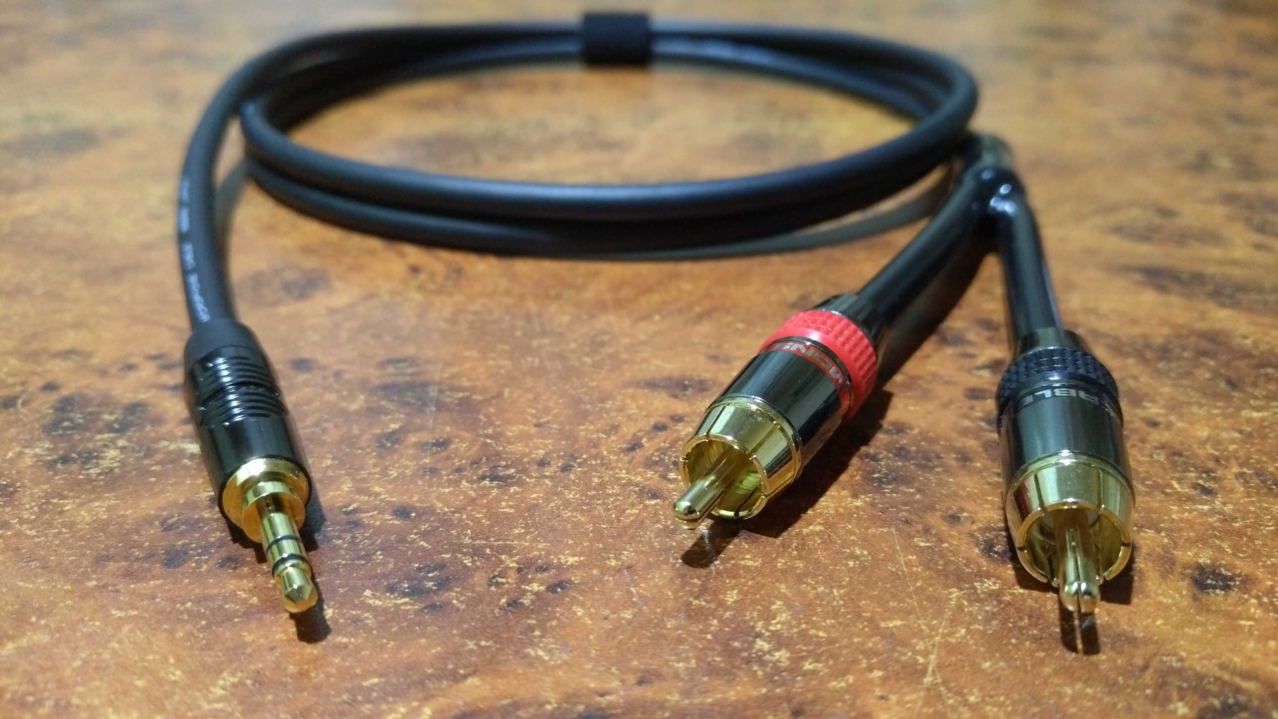 Hi-Fi - AUX - MINI-JACK 3.5 mm/2RCA MOGAMI Neglex W2534 (Япония) экран
