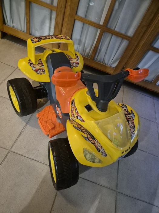 Mota 4 rodas elétrica criança