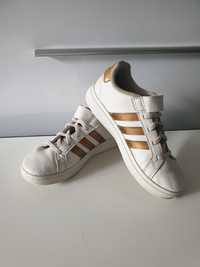 Adidas Sneakersy Grand Court 2.0, rozm. 33