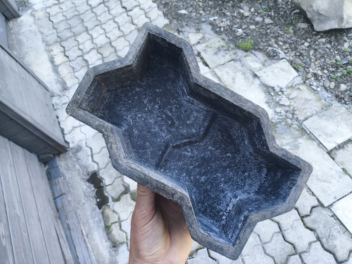 Форми для бруківки