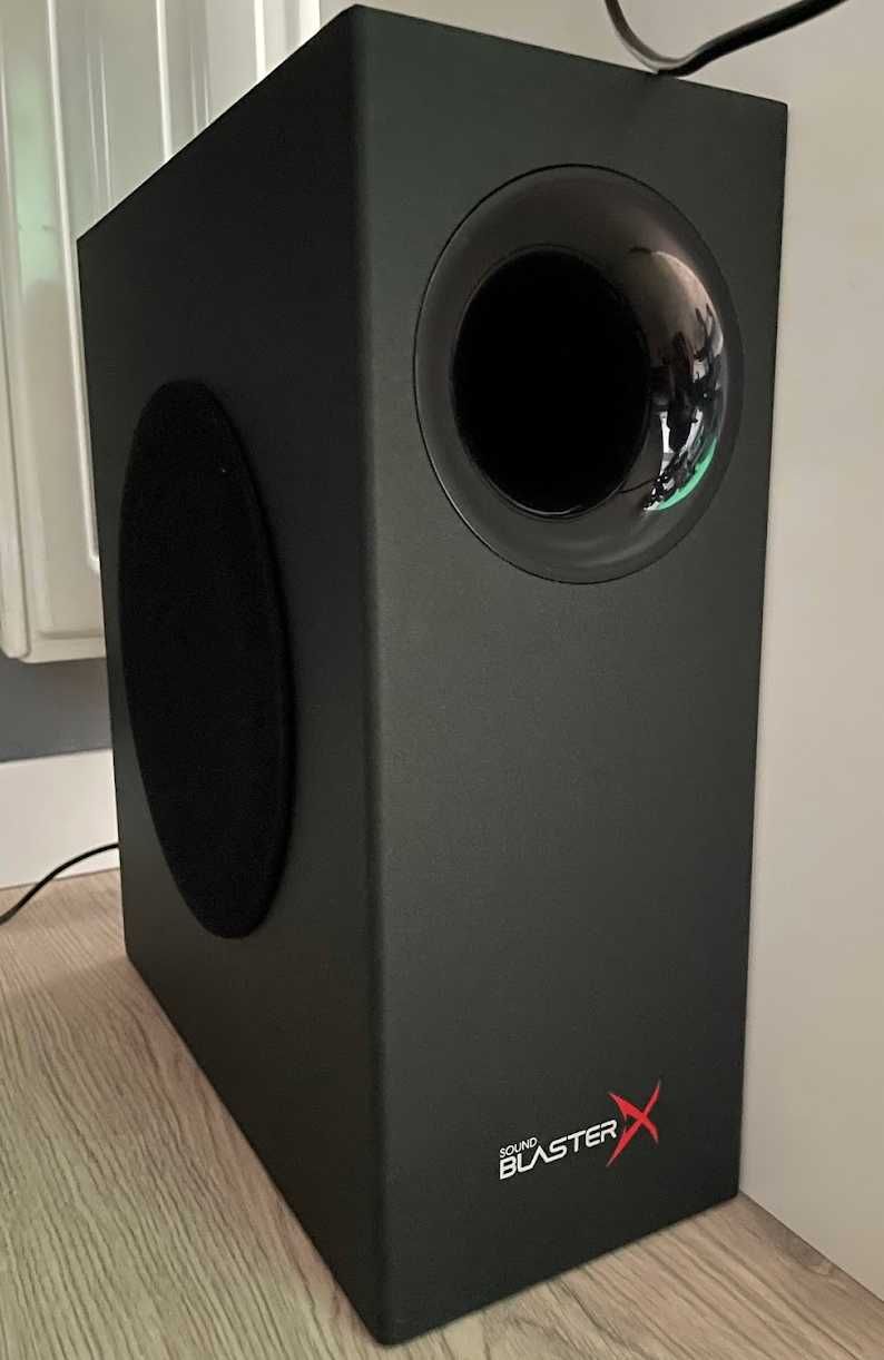 Soundbar Soundblasterx Katana v1