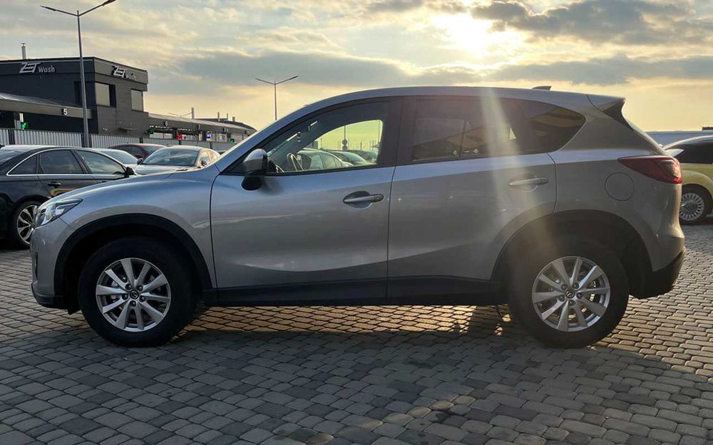 Mazda CX-5 2012 року